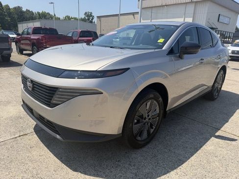 Used 2025 Nissan Murano SL AWD/4WD image 1