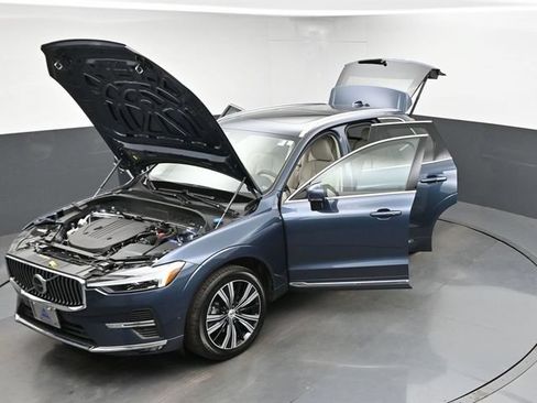 Used 2023 Volvo XC60 B5 Plus w/ Climate Package AWD/4WD image 48