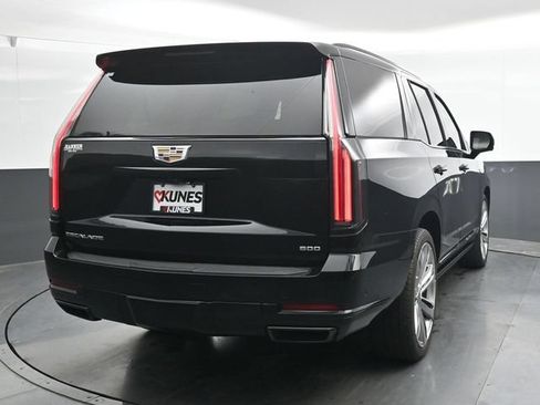 Used 2025 Cadillac Escalade Sport w/ Touring Package AWD/4WD image 3