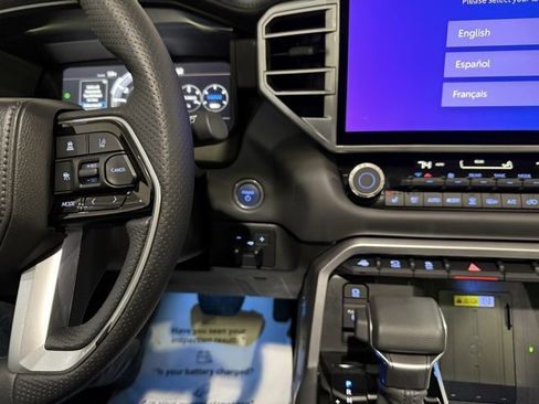 Used 2023 Toyota Sequoia Platinum image 21