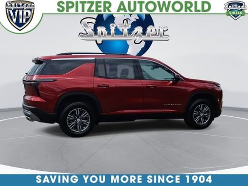 Used 2024 Chevrolet Traverse LT w/ LPO, Floor Liner Package AWD/4WD image 8