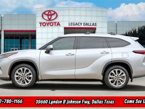 Used 2024 Toyota Highlander Limited AWD/4WD image 6