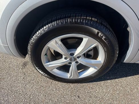 Used 2020 Audi Q5 2.0T Premium Plus w/ Premium Plus Package image 22