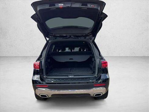 Certified 2025 Mercedes-Benz GLB 250 image 6