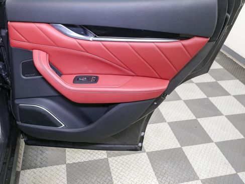 Used 2022 Maserati Levante GT image 25