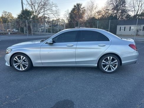 Used 2020 Mercedes-Benz C 300 Sedan image 2