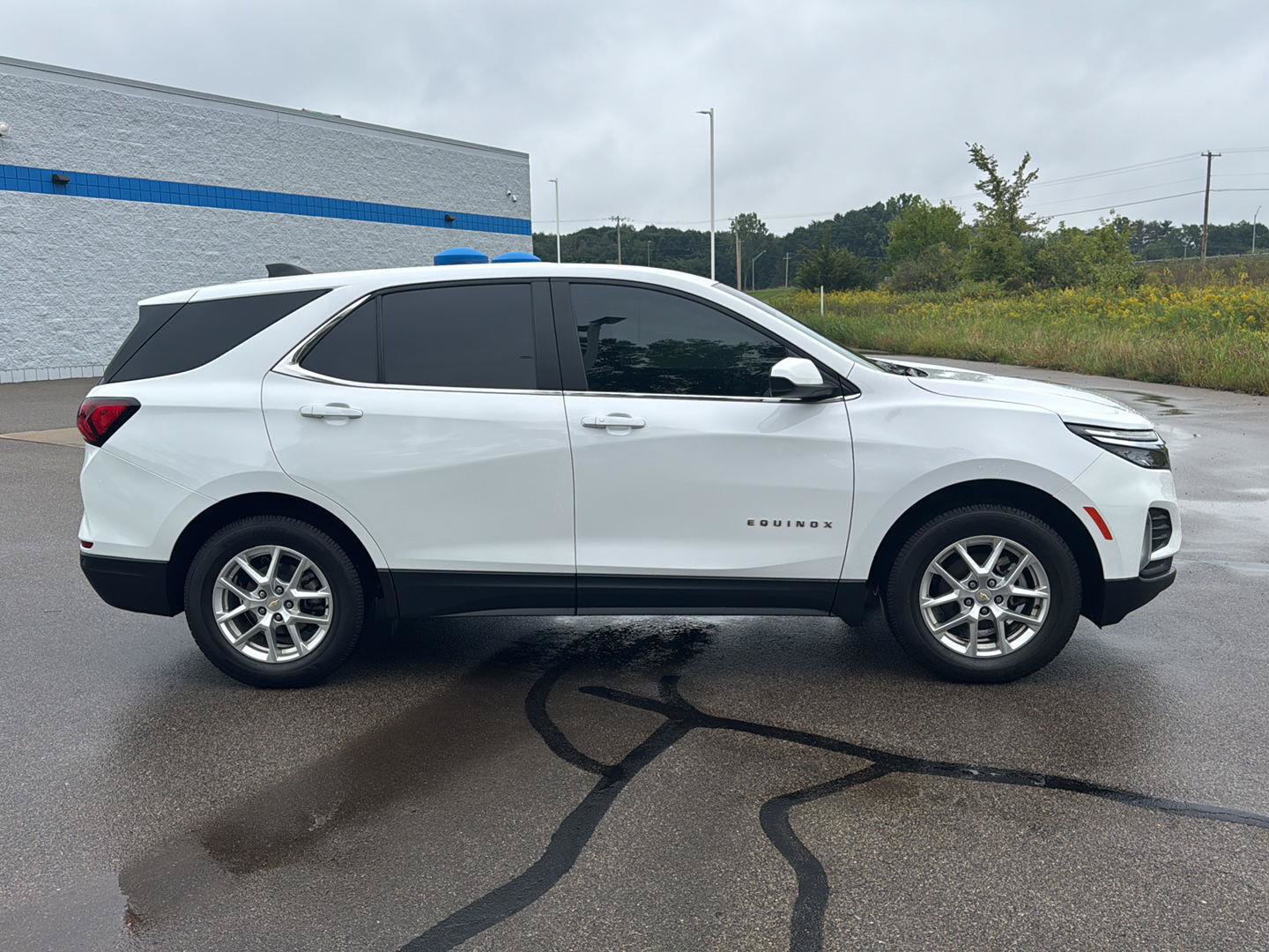 Used 2022 Chevrolet Equinox LT AWD/4WD image 6