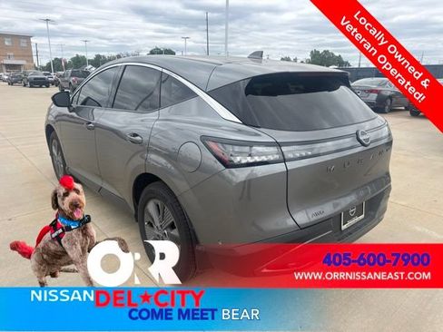 New 2025 Nissan Murano SL w/ Cargo Package AWD/4WD image 3