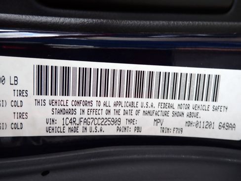 Used 2012 Jeep Grand Cherokee Laredo w/ Laredo E Group image 31