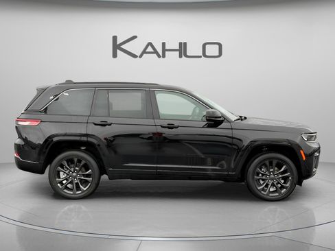 New 2026 Jeep Grand Cherokee Limited AWD/4WD image 6