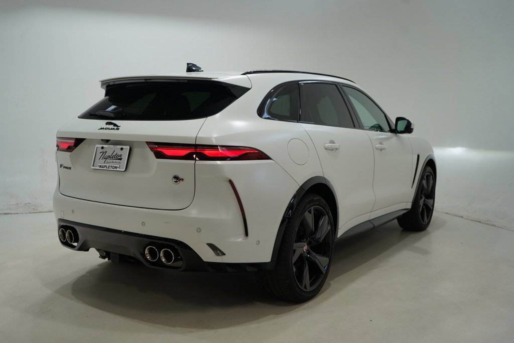 Used 2023 Jaguar F-PACE SVR AWD/4WD image 8