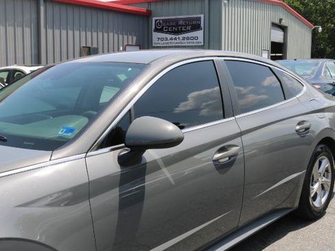 Used 2021 Hyundai Sonata SE FWD image 4