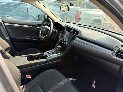 Used 2018 Honda Civic EX image 5