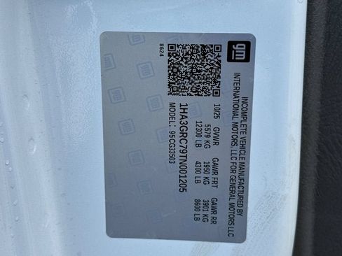 New 2026 Chevrolet Express 3500 w/ Power Convenience Package RWD image 28