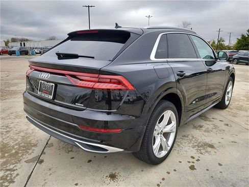 Certified 2023 Audi Q8 Premium image 7