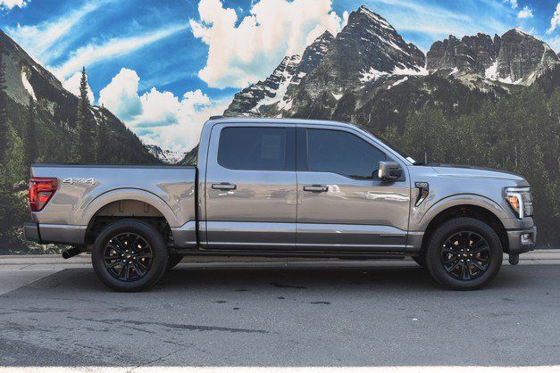 Used 2025 Ford F150 Platinum w/ Equipment Group 702A High AWD/4WD image 2