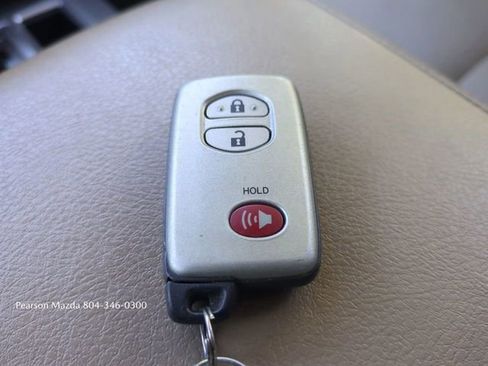 Used 2016 Toyota 4Runner Limited image 32