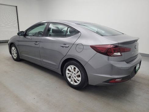 Used 2020 Hyundai Elantra SE FWD image 3