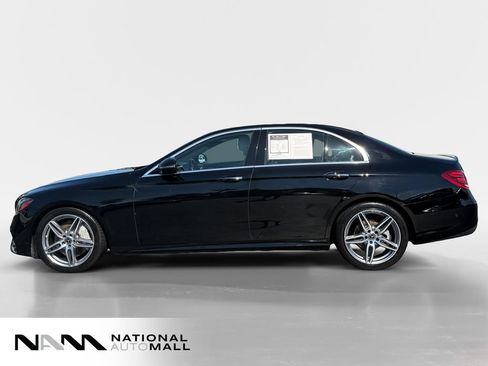 Used 2018 Mercedes-Benz E 300 image 2