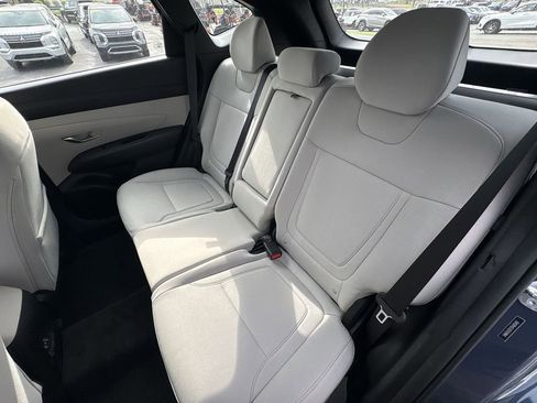 Certified 2025 Hyundai Tucson SE image 22