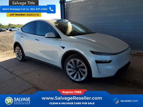 Used 2026 Tesla Model Y AWD image 5