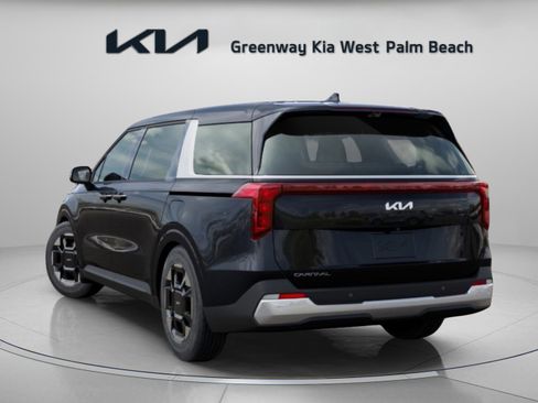 New 2026 Kia Carnival EX image 5