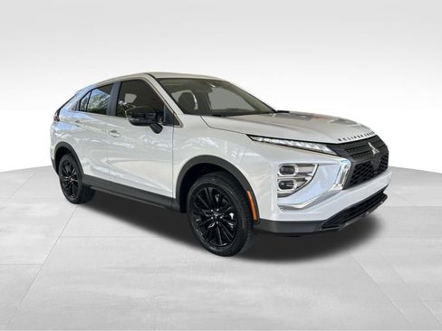 New 2026 Mitsubishi Eclipse Cross LE image 2