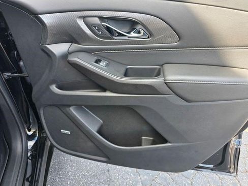 Certified 2023 Chevrolet Traverse Premier w/ Redline Edition image 25