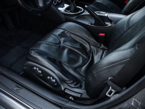 Used 2014 Nissan 370Z Coupe w/ Sport Package image 61