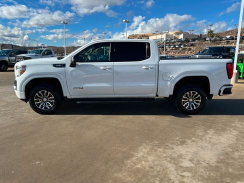 Used 2020 GMC Sierra 1500 AT4 w/ AT4 Premium Package image 2