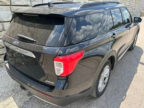 Certified 2023 Ford Explorer XLT w/ Equipment Group 202A AWD/4WD image 5