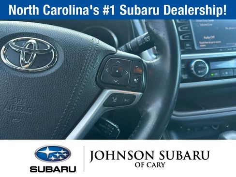 Used 2019 Toyota Highlander Limited image 18