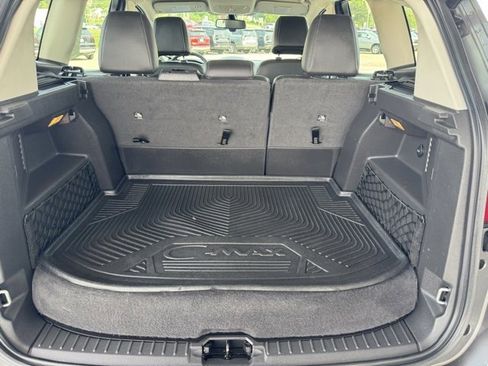 Used 2013 Ford C-MAX SEL image 8