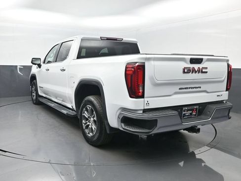 Used 2024 GMC Sierra 1500 SLT RWD image 3