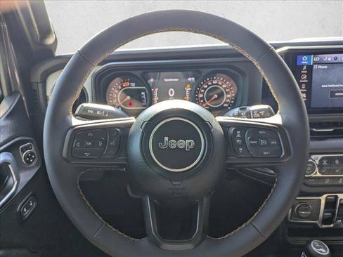 Used 2024 Jeep Wrangler Unlimited Sport AWD/4WD image 12
