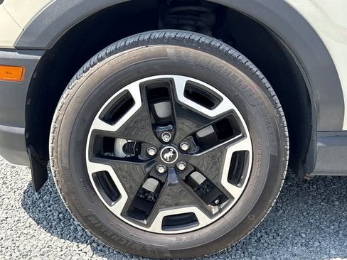 Used 2024 Ford Bronco Sport Outer Banks image 12