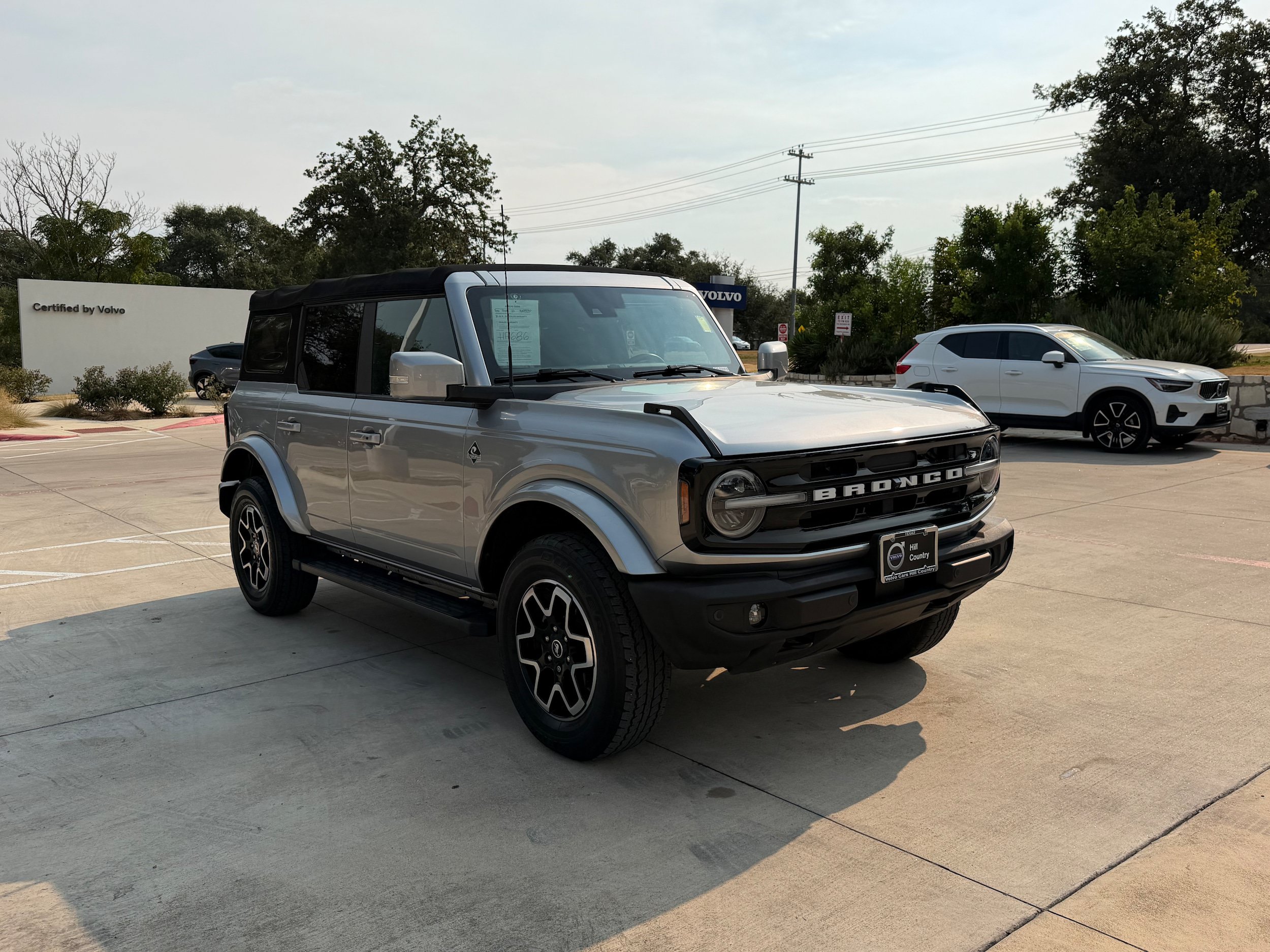 Used 2023 Ford Bronco Outer Banks AWD/4WD image 7