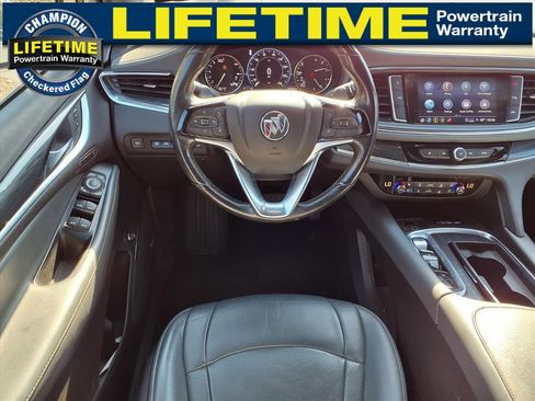 Used 2022 Buick Enclave Premium image 15