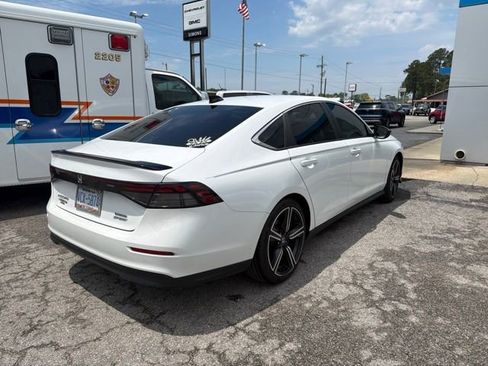 Used 2023 Honda Accord Sport image 5