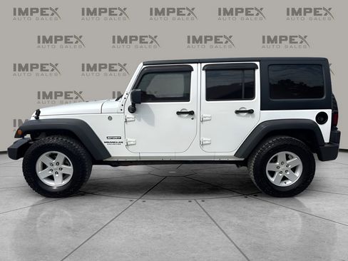 Used 2017 Jeep Wrangler Unlimited Sport w/ Connectivity Group AWD/4WD image 2