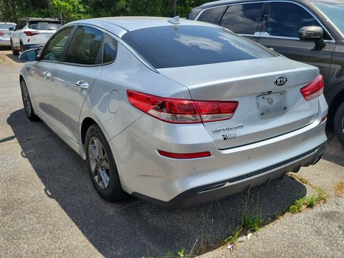 Used 2020 Kia Optima LX FWD image 4