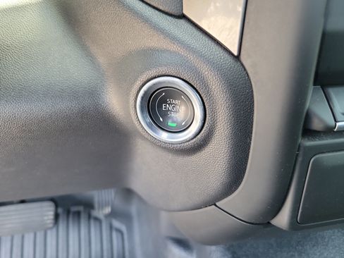 Used 2025 Chevrolet Silverado 1500 W/T RWD image 16
