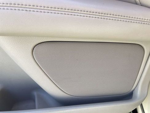 Used 2018 Lincoln MKZ Reserve w/ Technology Package FWD image 25