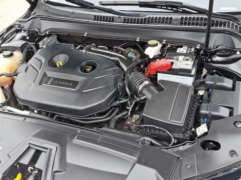 Used 2019 Lincoln MKZ Premiere FWD image 27