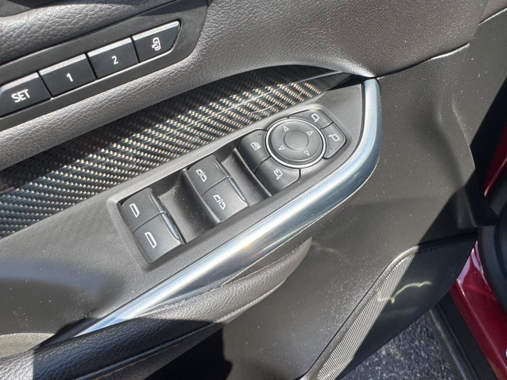Used 2019 Cadillac XT4 Sport AWD/4WD image 17
