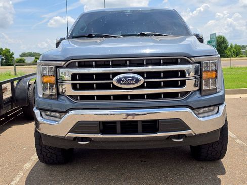 Used 2023 Ford F150 Lariat w/ FX4 Off-Road Package AWD/4WD image 2