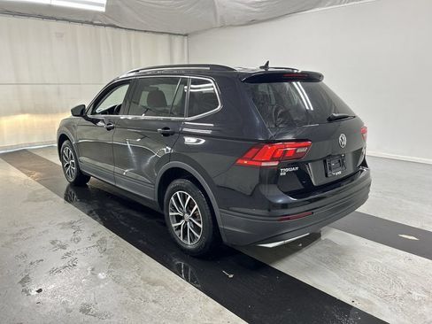 Used 2019 Volkswagen Tiguan SE w/ Panoramic Sunroof Package AWD/4WD image 7