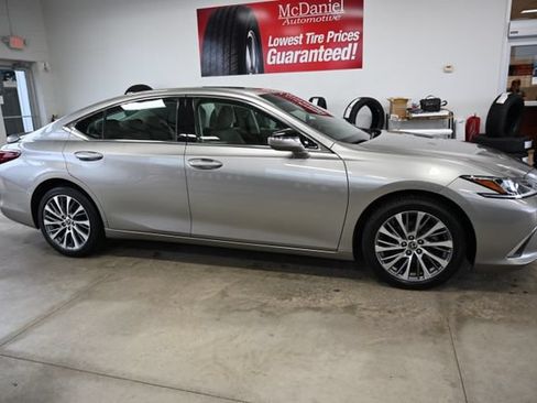 Used 2021 Lexus ES 250 w/ Premium Package AWD/4WD image 4