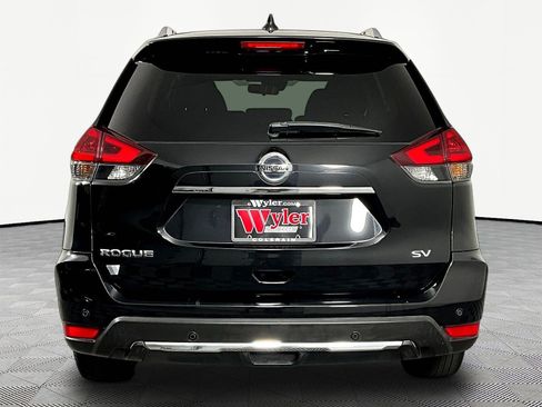 Used 2020 Nissan Rogue SV FWD image 5