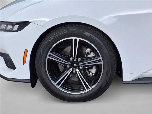 Used 2024 Ford Mustang Premium RWD image 9
